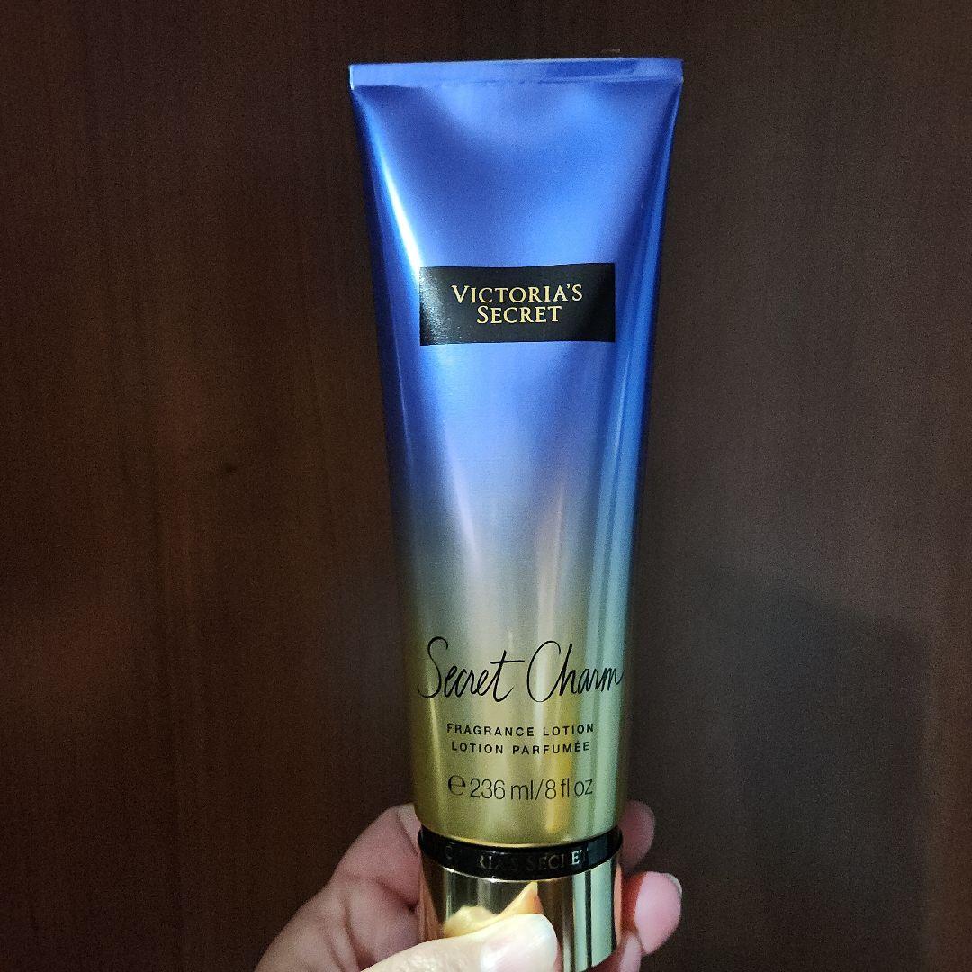 ヴィクトリアシークレット　未開封　シークレットチャーム　フレグランスローション