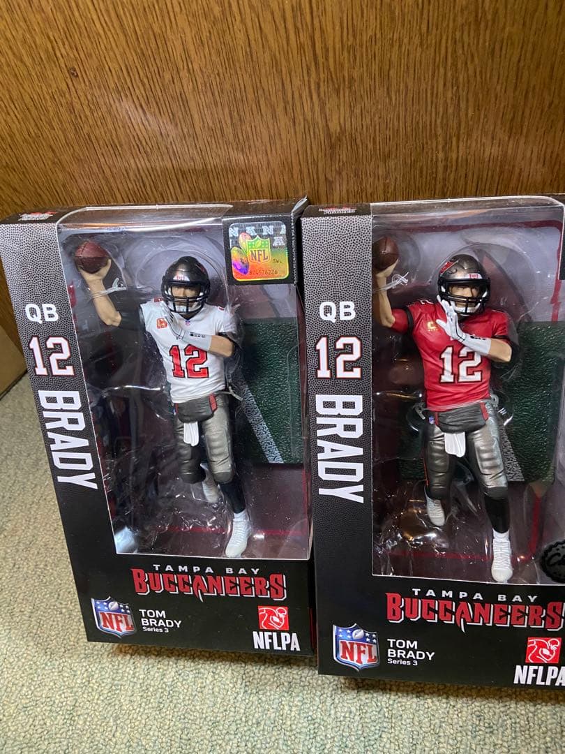 セール！imports dragon NFL トム・ブレイディ 2体/