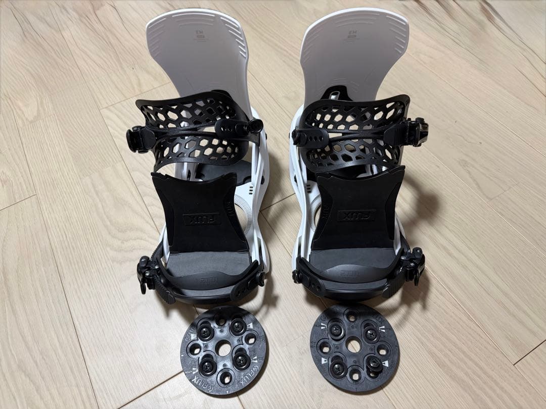 24-25 FLUX EMスノーボード ビンディング ホワイト