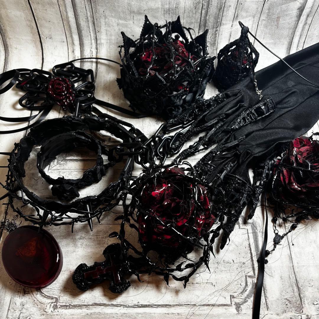 【Special Price】 血薔薇装飾具8点セット