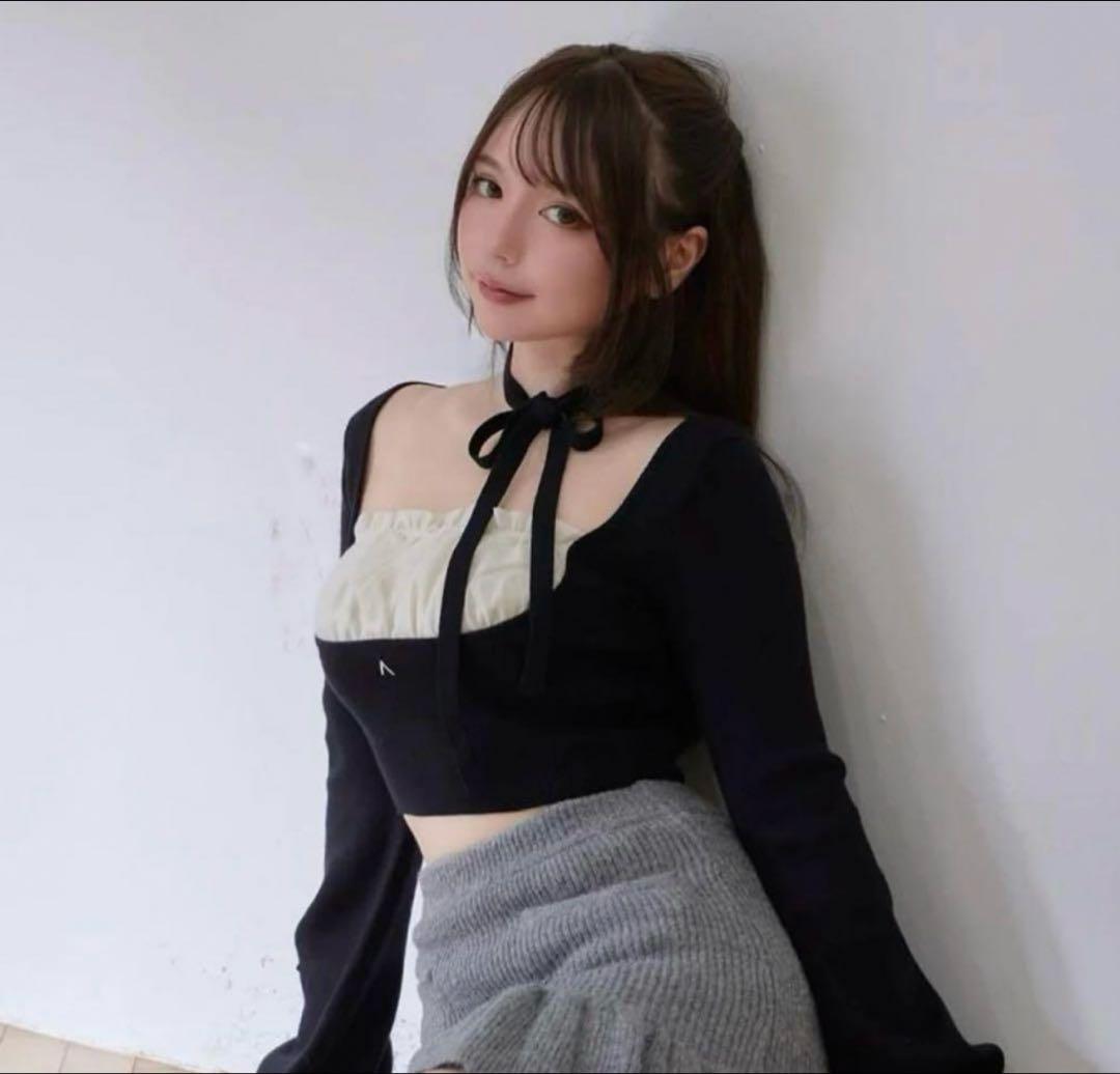 andmary アンドマリー Mew frill tops andmary アンドマリー Mew frill tops 風 トップス - メルカリ