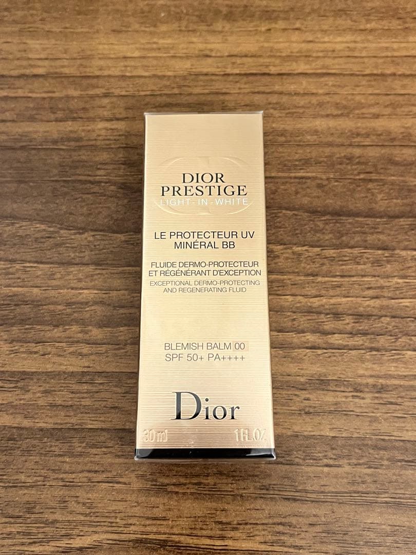 ディオールプレステージ　ルプロテクターUVミネラルBB 00 30ml