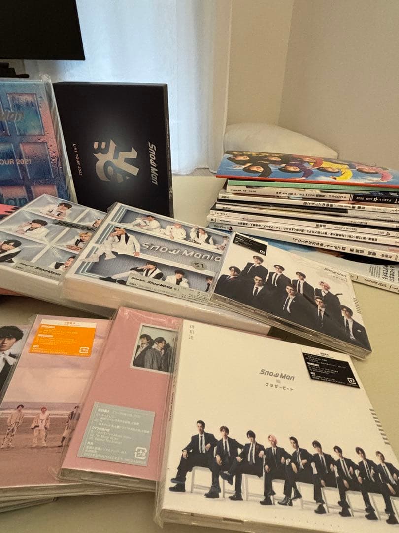 バラ売り値段交渉可SnowMan アルバム シングル ライブDVD 雑誌 目黒蓮