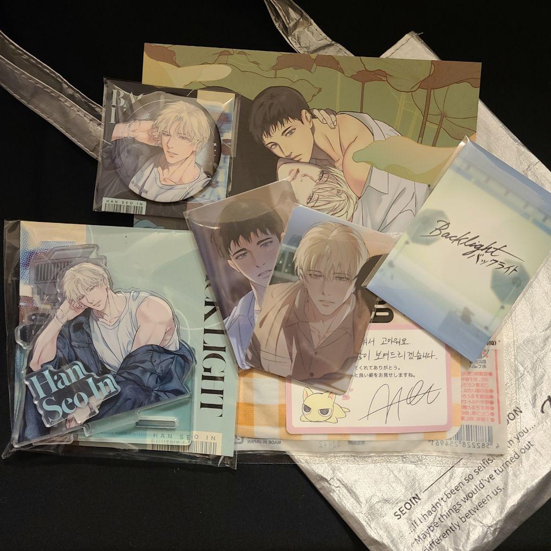 Backlight 日本POP-UP 入場特典 アクスタ 缶バッジ 購入特典