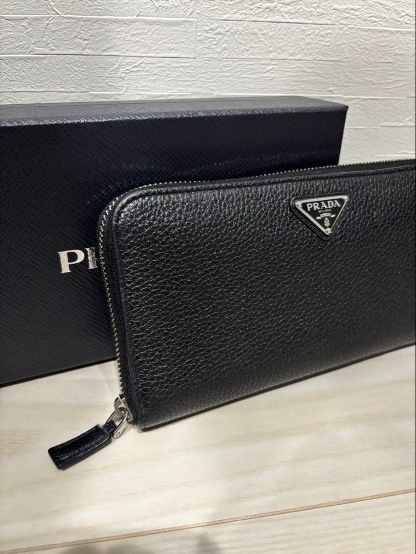 プラダ サフィアーノ 正規品 ヴィッテロダイノレザー 財布 大人気☆PRADA ヴィッテロダイノレザー ミニ財布 レタリングロゴ
