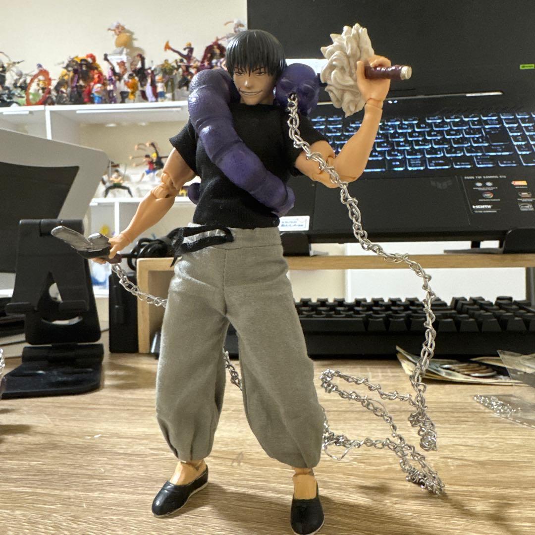 Toji Custom 可動式男性キャラクターフィギュア