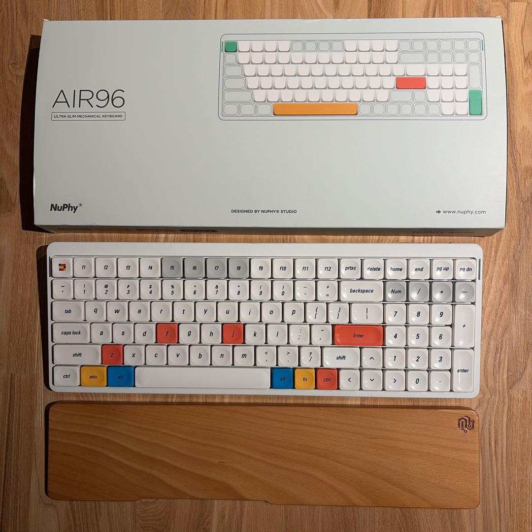NuPhy AIR96 リストレスト キーキャップ付き