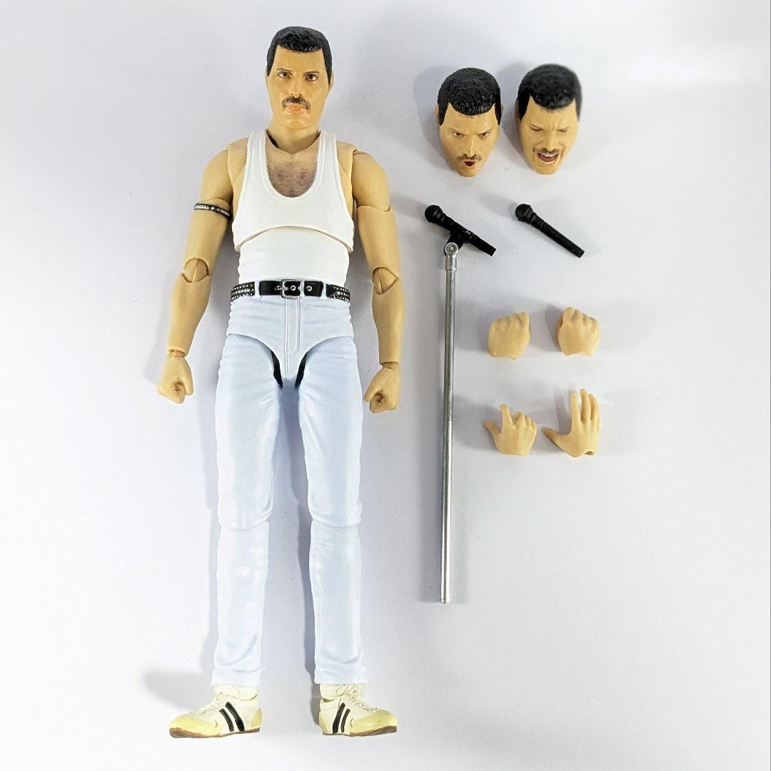 フレディ・マーキュリー LIVE AID フィギュアーツ