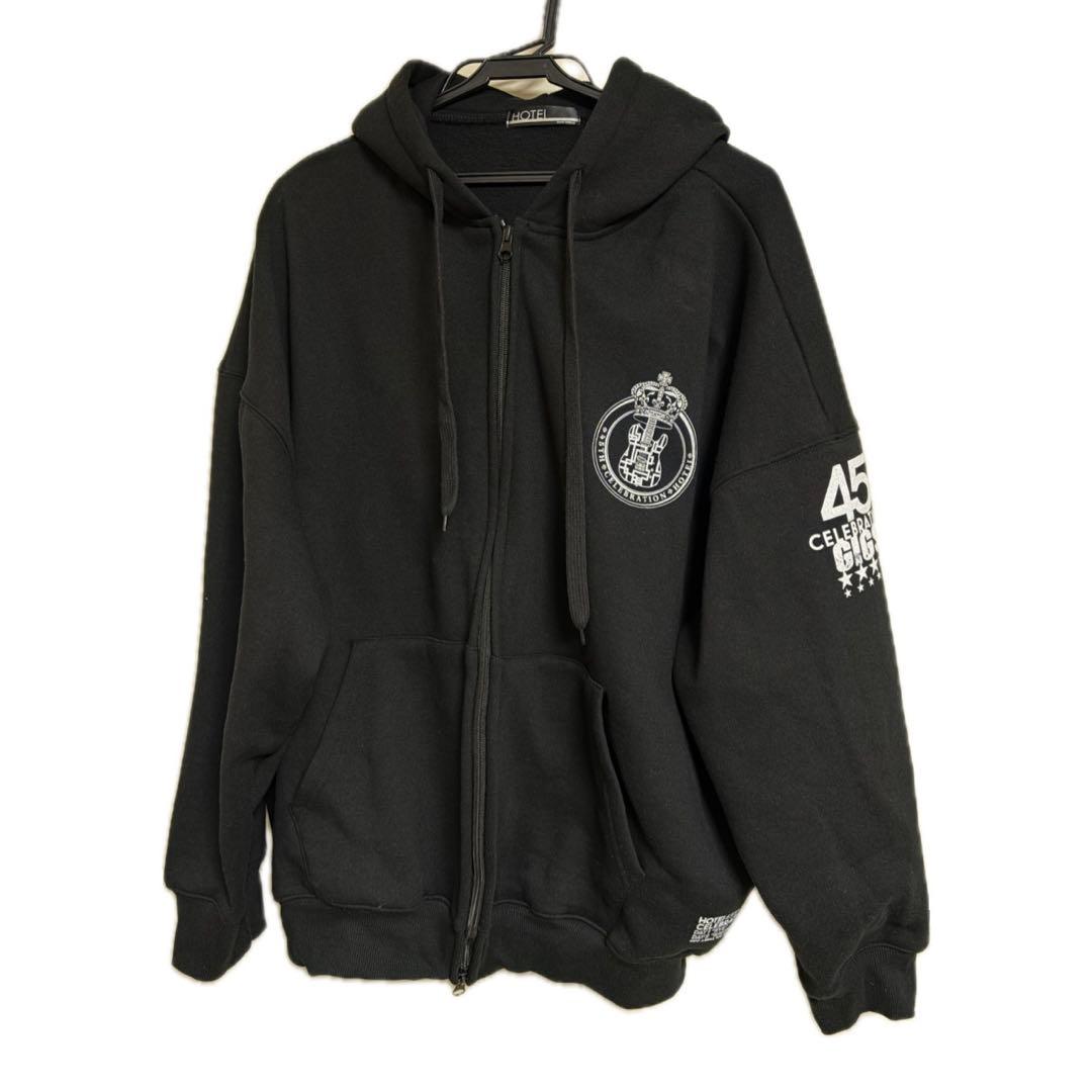 布袋寅泰　オーバーサイズ ZIPパーカー ブラック HOTEI STORE | 布袋寅泰 OFFICIAL FANCLUB “beat crazy”