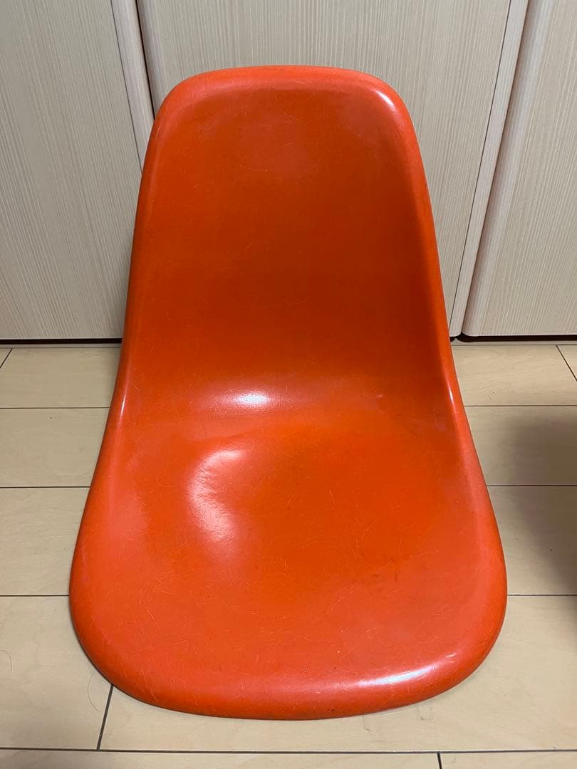 Herman Miller シェルチェア オレンジ
