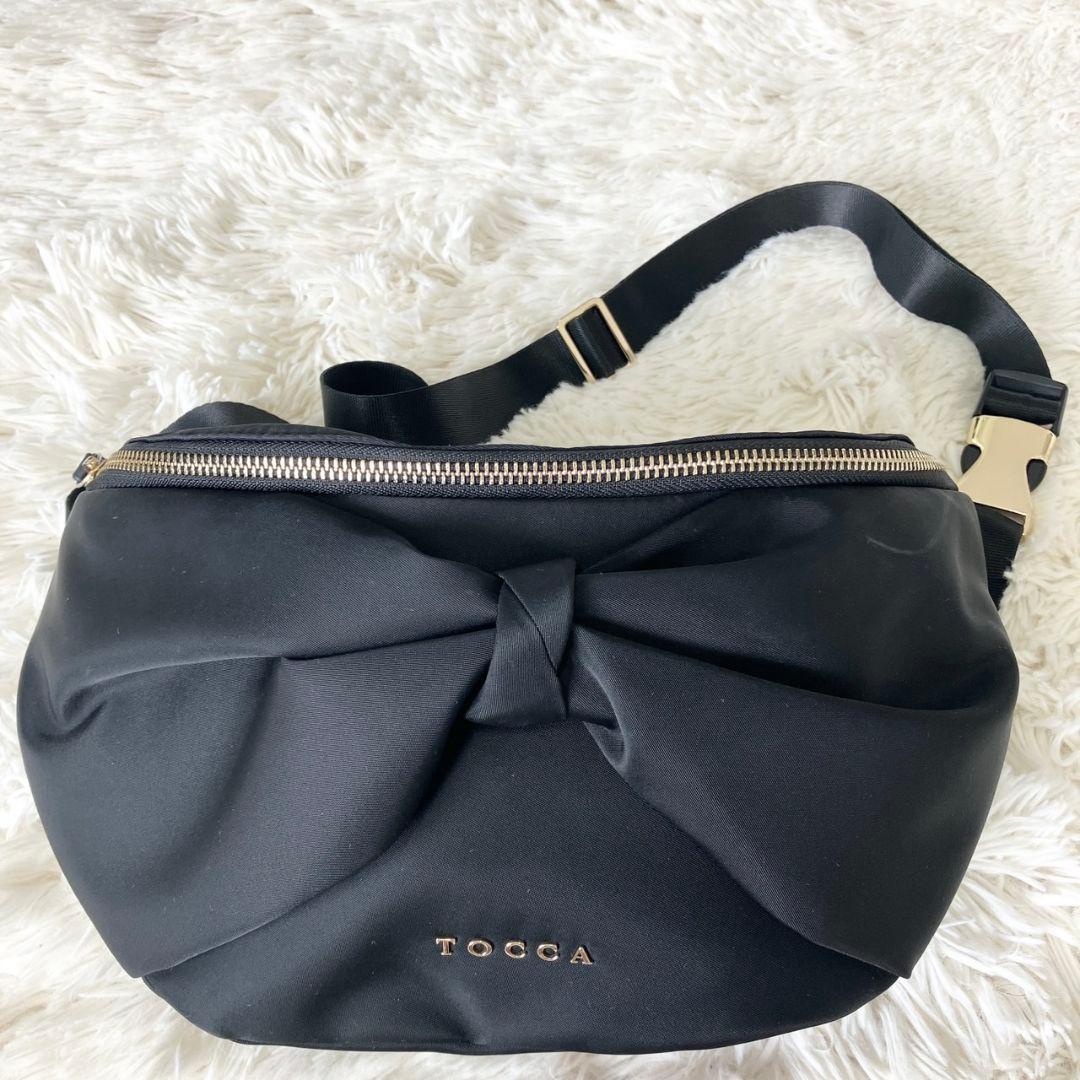 トッカ TOCCA リボン ウエストポーチ ボディーバッグ 黒 ブラック