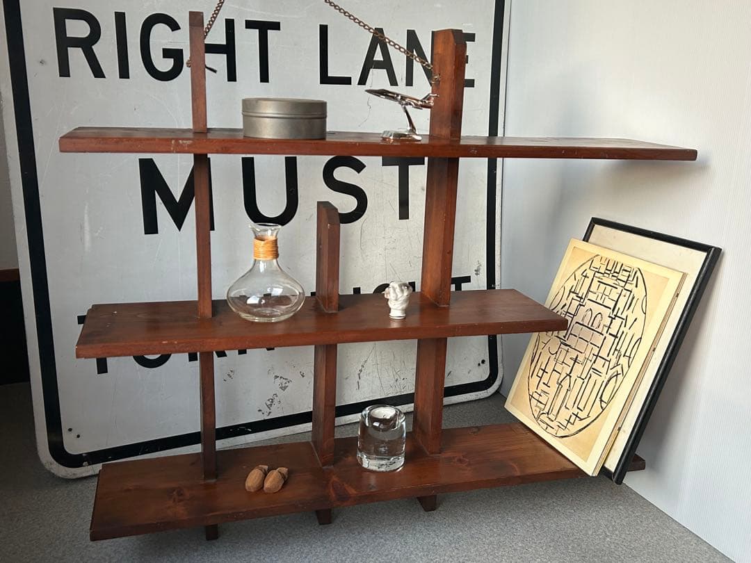 ヴィンテージ　木製飾り棚　ウォールシェルフ　壁掛け　アンティーク　古道具　レトロ