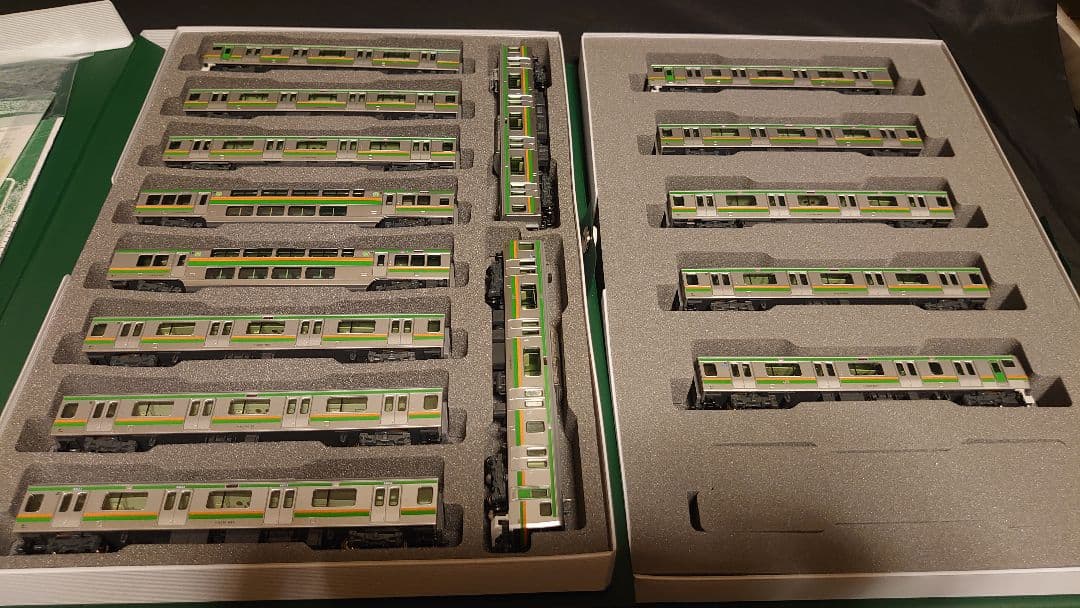 l*貨様 KATO　E231系東海道線　更新車 KATO】E231系1000番台 東海道線（更新車）2023年12月発売 | モケイテツ