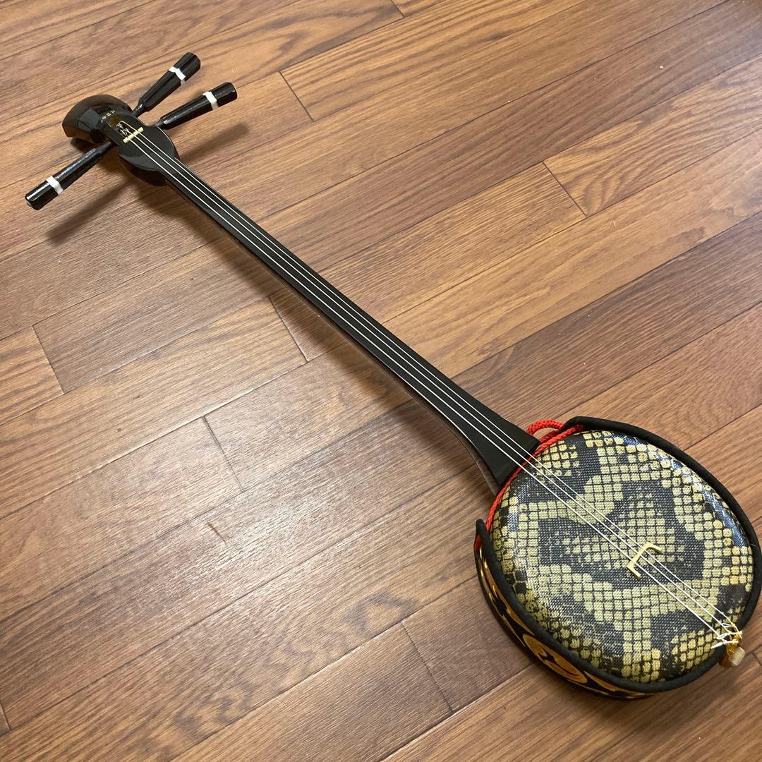 三線本体 ヘビ皮模様 3本弦