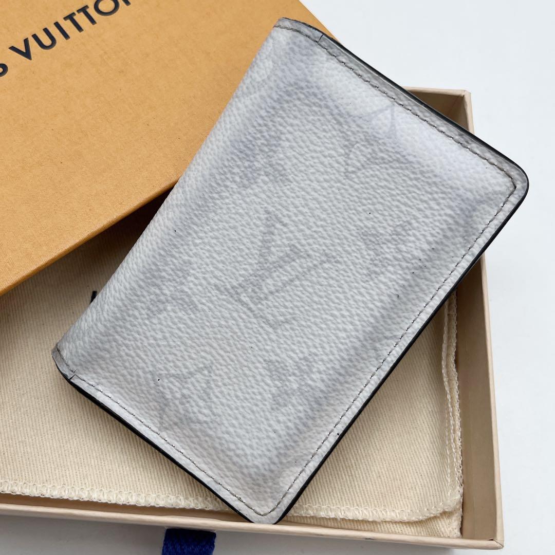 ルイヴィトン　オーガナイザードゥポッシュ タイガラマ　名刺入れ　白　近年