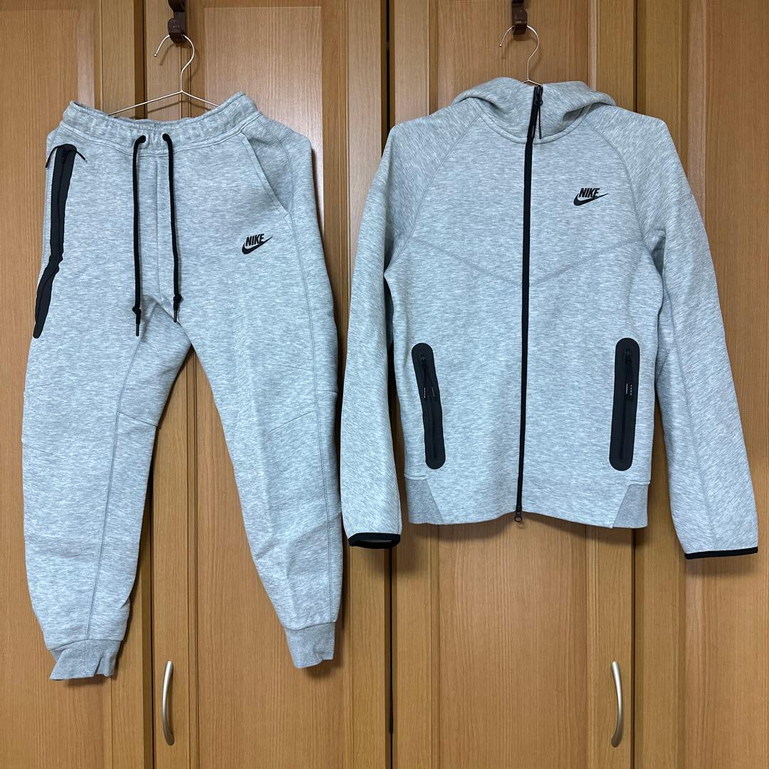最終値下げ 新品未使用 ナイキテックフリース セットアップ グレー S