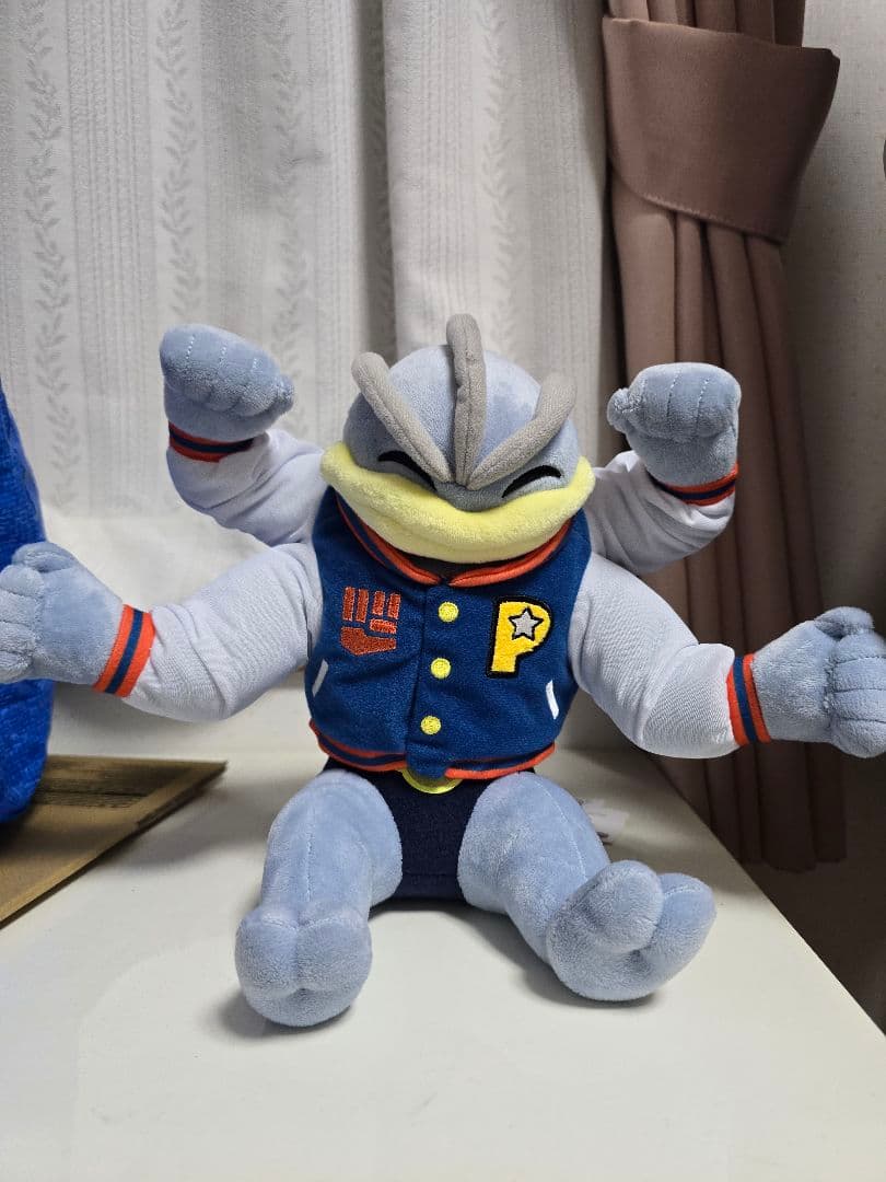 WCS 2025 ぬいぐるみ カイリキー - メルカリ