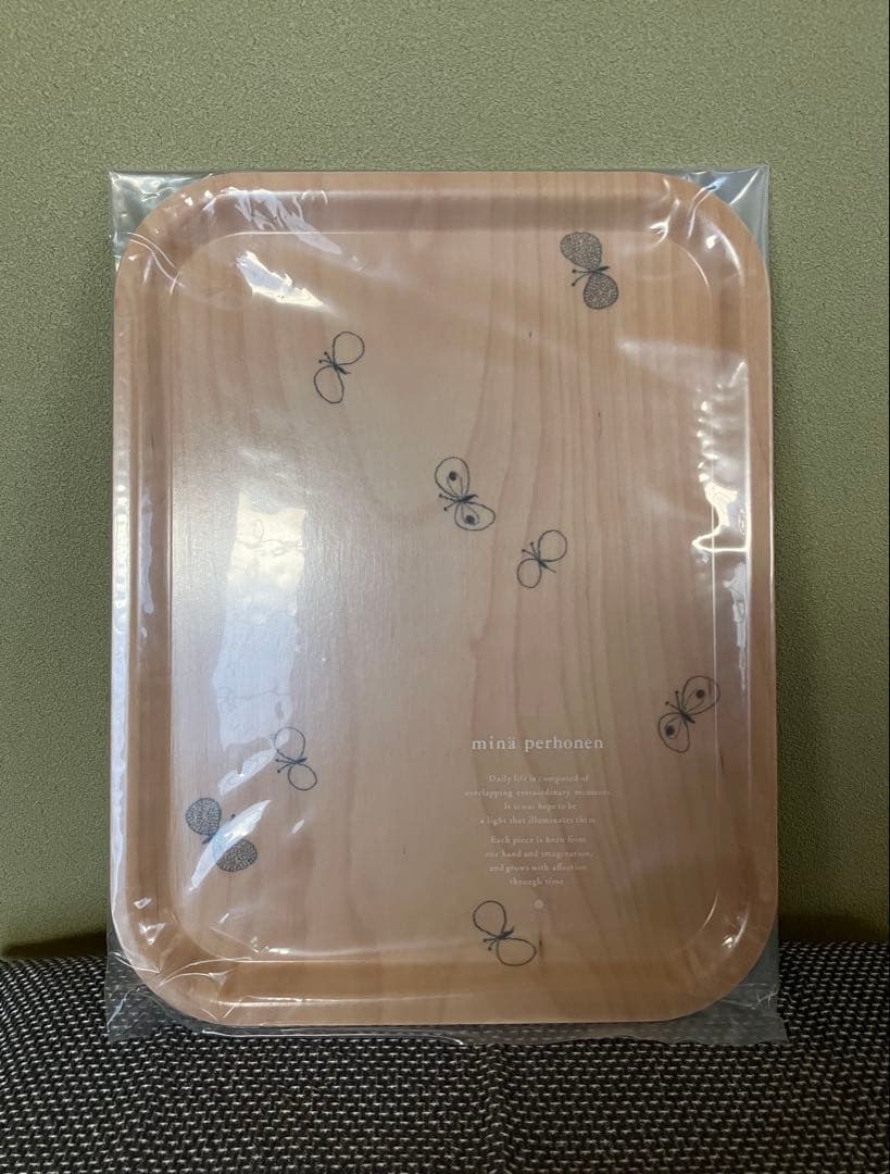 【新品・未使用】ミナペルホネン トレイ 大 choucho ※プロフ必読 choucho トレイL（ギフトBOX付）｜ミナ ペルホネン / minä