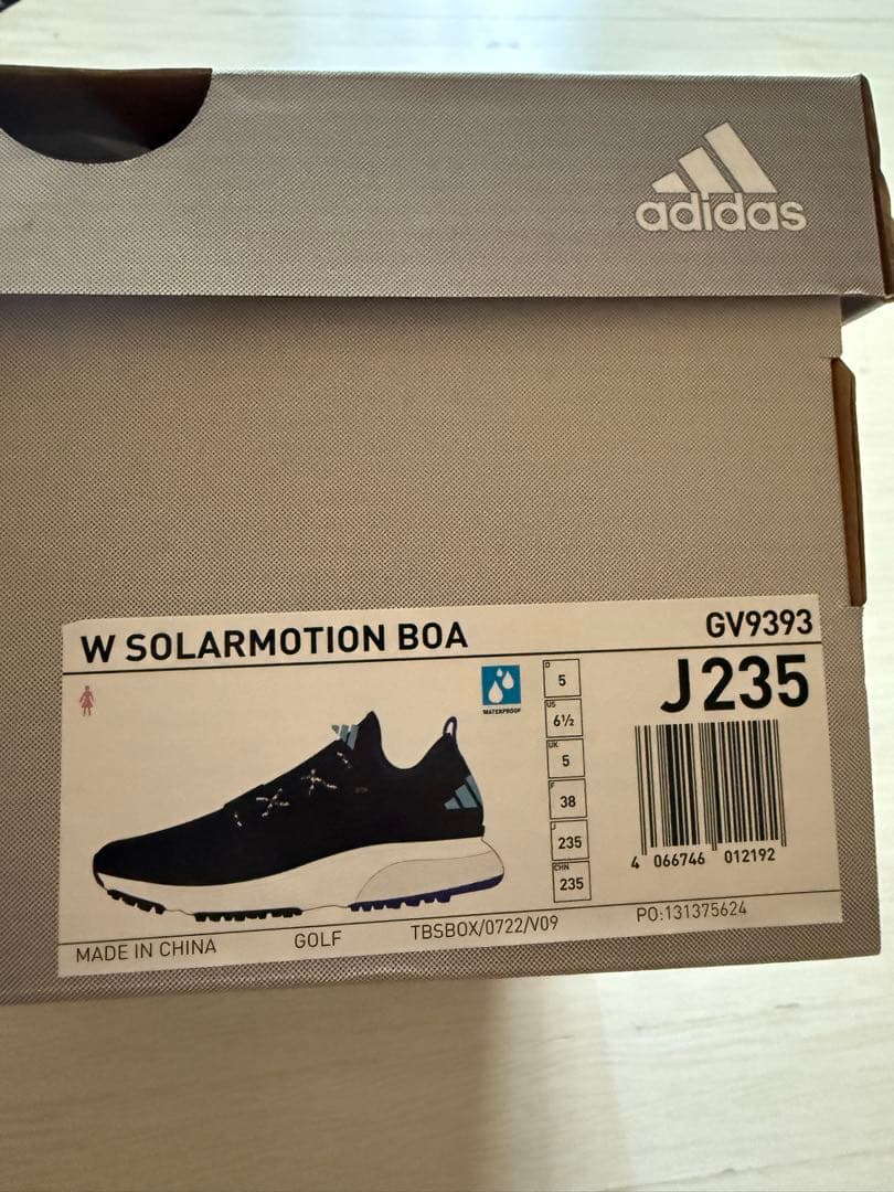 【新品未使用・箱付き】adidas ゴルフシューズ GV9393 23.5cm