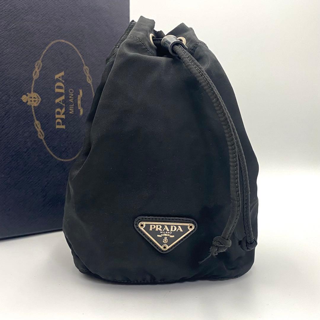 プラダ トライアングル ロゴ 三角ロゴ ナイロン 巾着 ポーチ 黒 ブラック プラダ ナイロン 巾着 バッグ ポーチ トライアングルロゴ ブラック