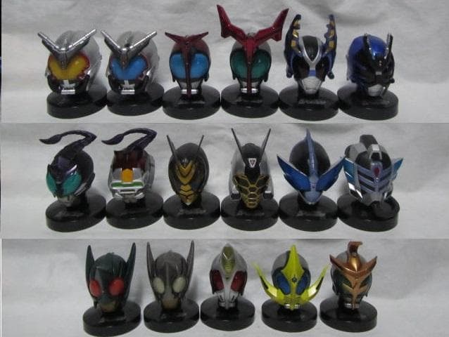 ライダーマスクコレクション◆ライダーマスコレ◆仮面ライダーカブト◆１７種◆未開封 仮面ライダーカブト マスクコレクション マスコレ 発光台座 ダーク