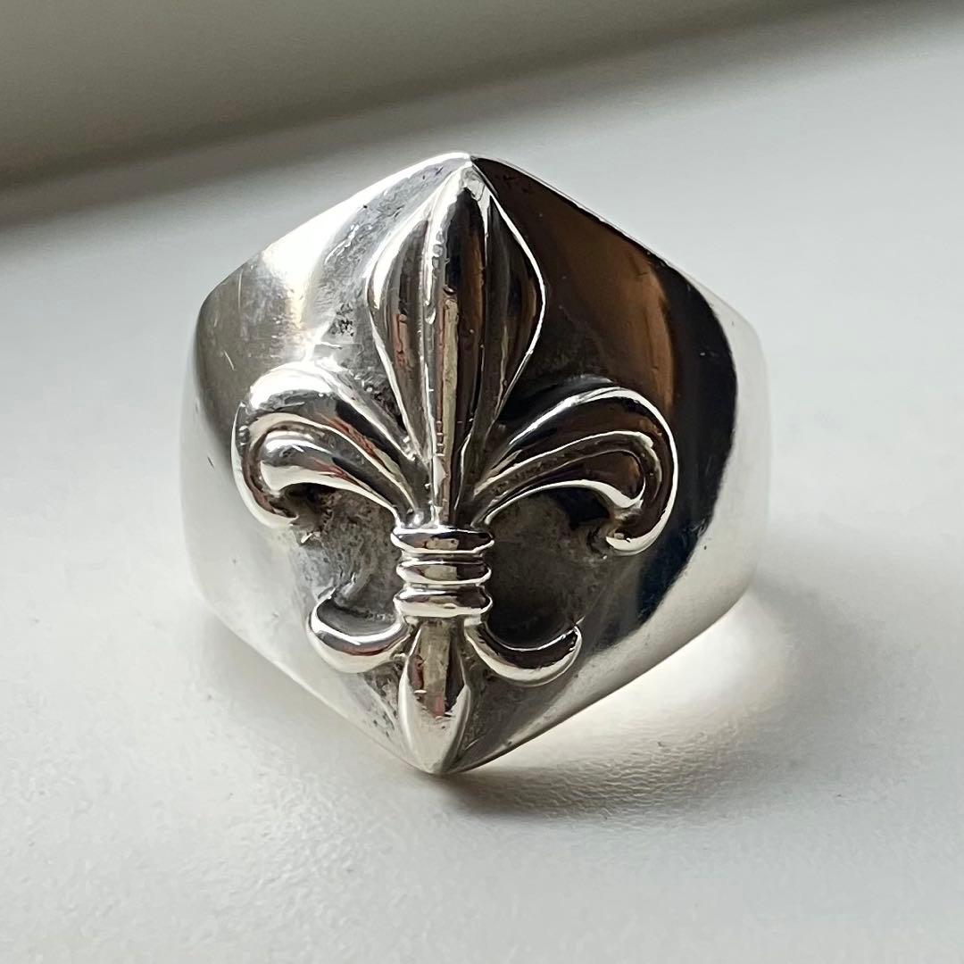 ヴィンテージ silver925 百合の紋章 シルバーリング フルールドリス