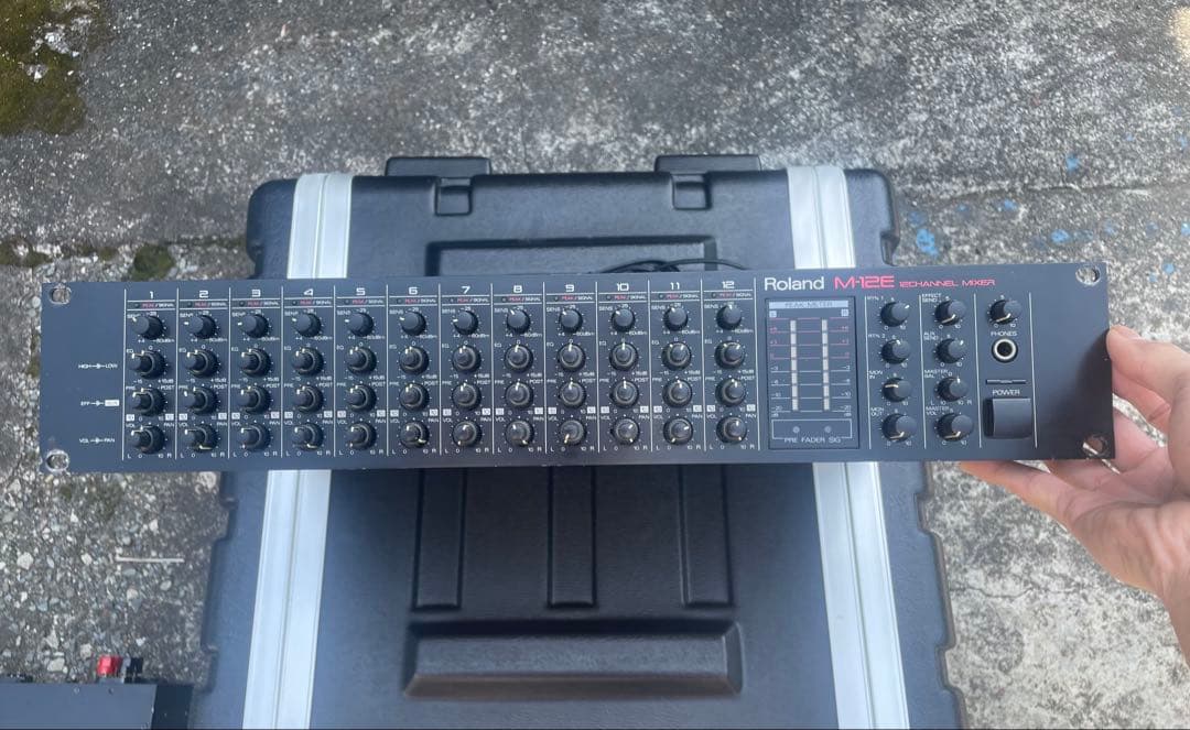 Roland アナログミキサーM-12E Yahoo!オークション -「roland m-12e」の落札相場・落札価格