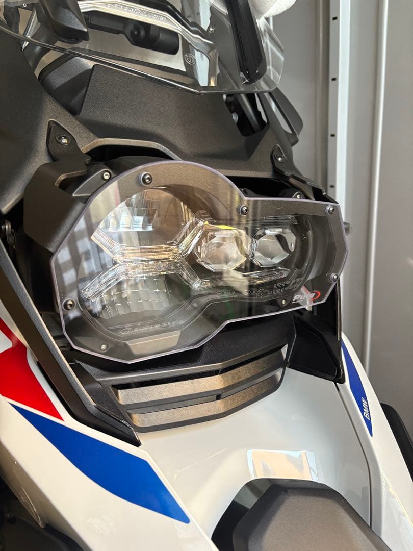 R1250GS GSA用、PUIGヘッドライトプロテクター