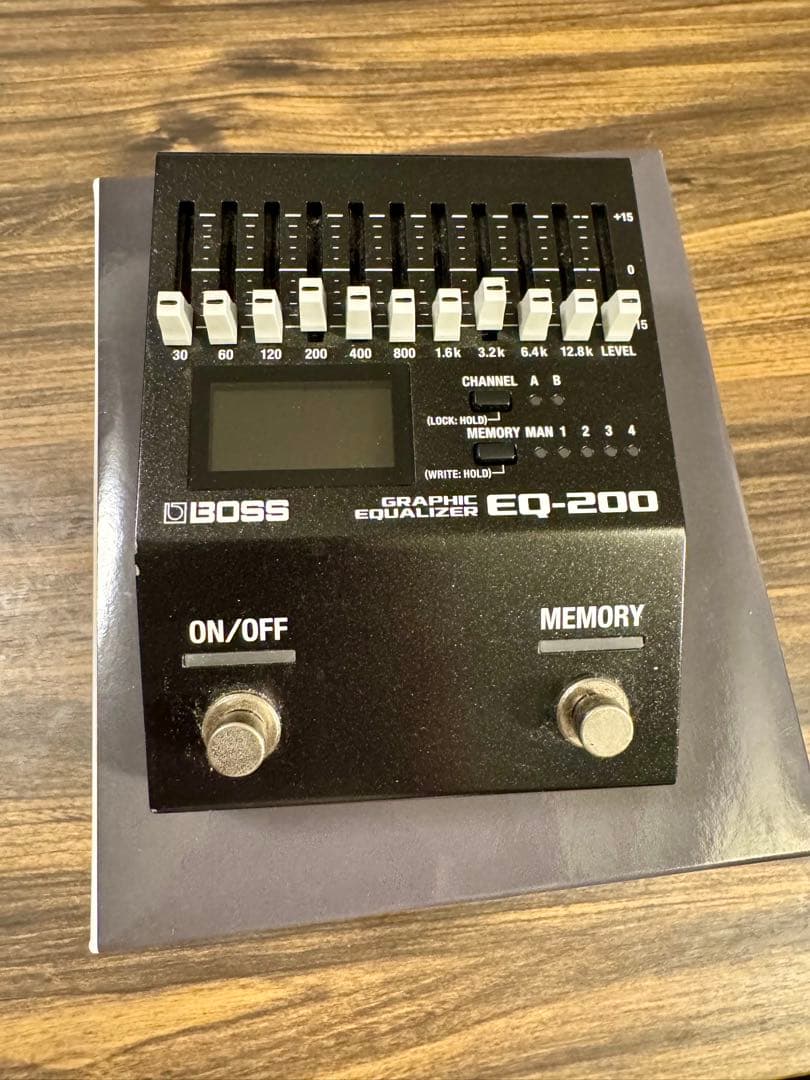 ギター BOSS EQ-200