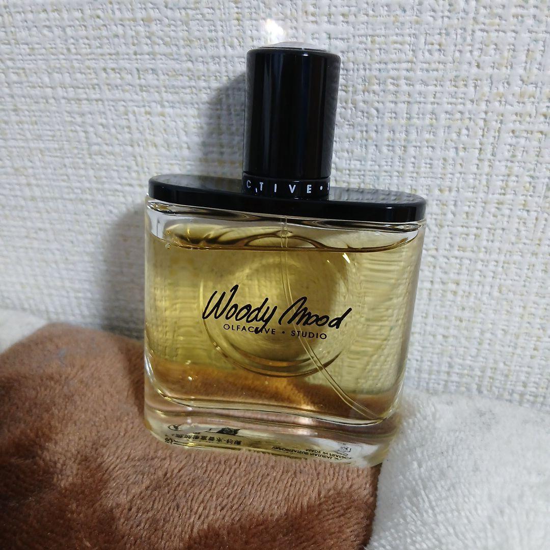 Woody Mood ユニセックス香水 50ml