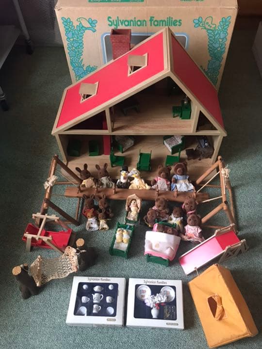 【希少】 シルバニアファミリー デラックスハウス Amazon.co.jp: 【Amazon.co.jp限定】シルバニアファミリー お家