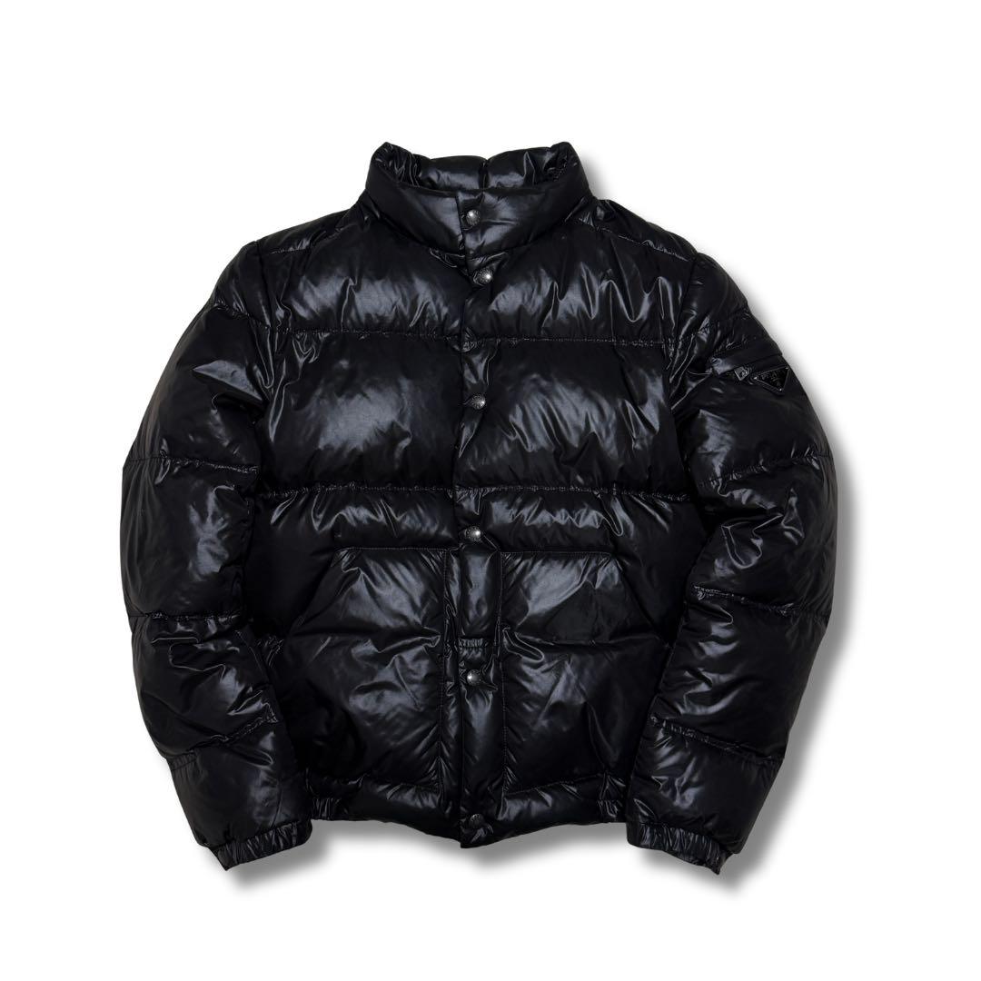 PRADA プラダ ダウンジャケット 黒 48 短丈 - メルカリ