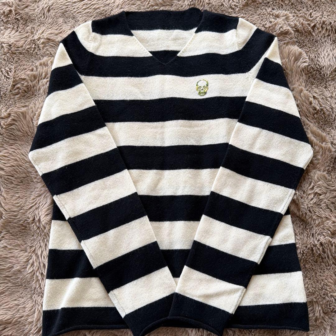 ルシアン ぺラフィネストライプ Vネックニット スカル刺繍付き スカル刺繍付き Vネックニット ルシアン ぺラフィネストライプ