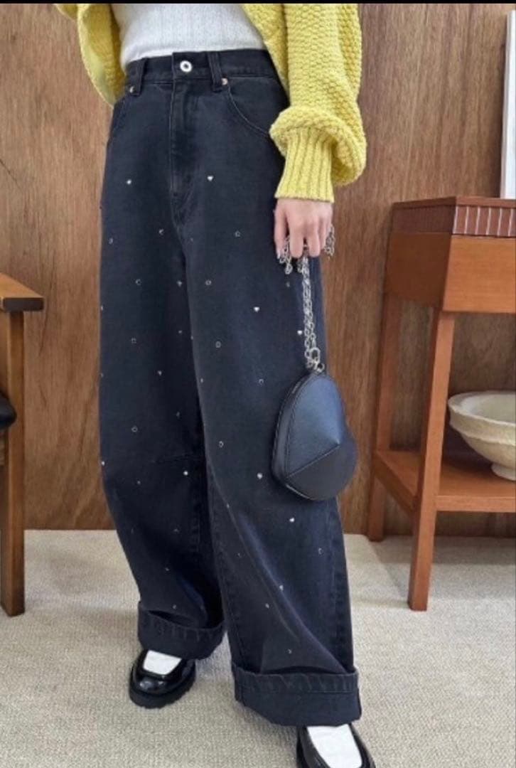 リリーブラウン　ハートビジュー　ワイドデニム　ブラック　0 LILY BROWN（リリーブラウン）の「[L.B CANDY STOCK]ハートビジュー