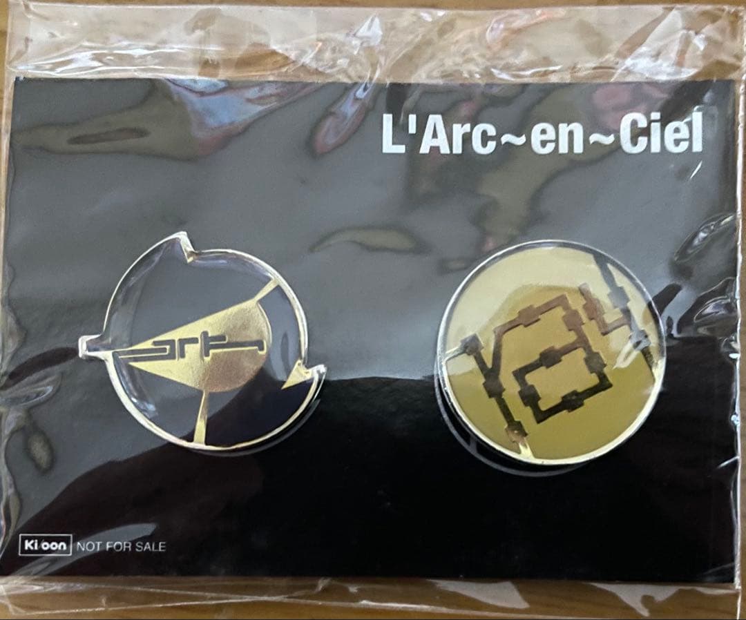 L'Arc~en~Ciel ラルクアンシエル 非売品 ピンバッジ - メルカリ