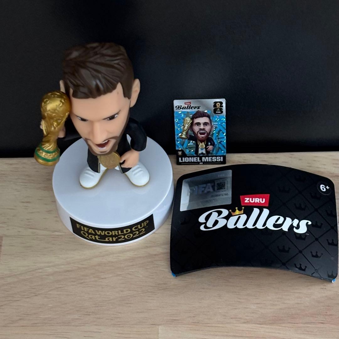 スーパーレア】リオネル・メッシ ZURU FIFA BALLERS 10番 - メルカリ