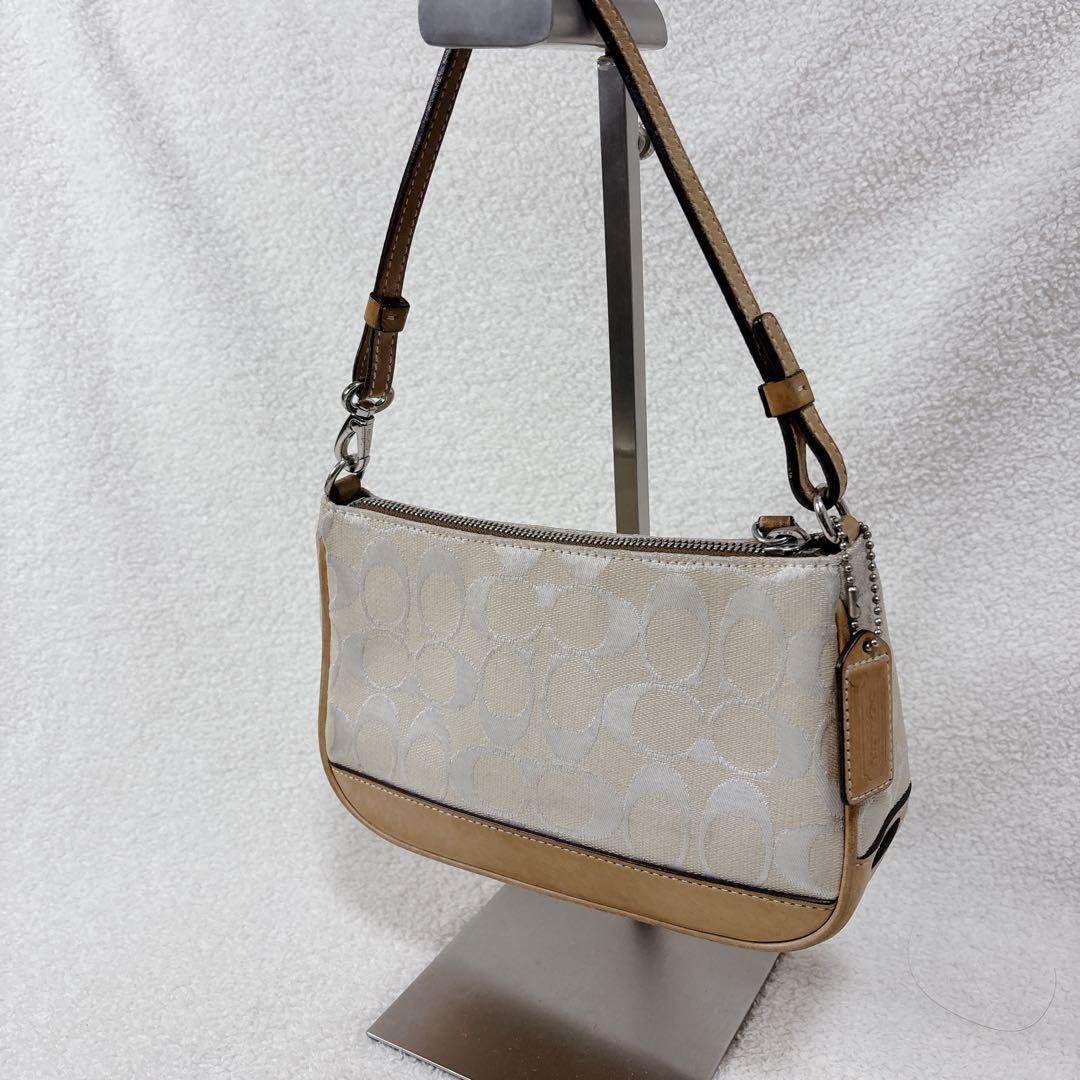 【良品】COACH アクセサリーポーチ シグネチャー　ベージュ 未使用級/極美品】COACH コーチ アクセサリーポーチ ワンショルダー