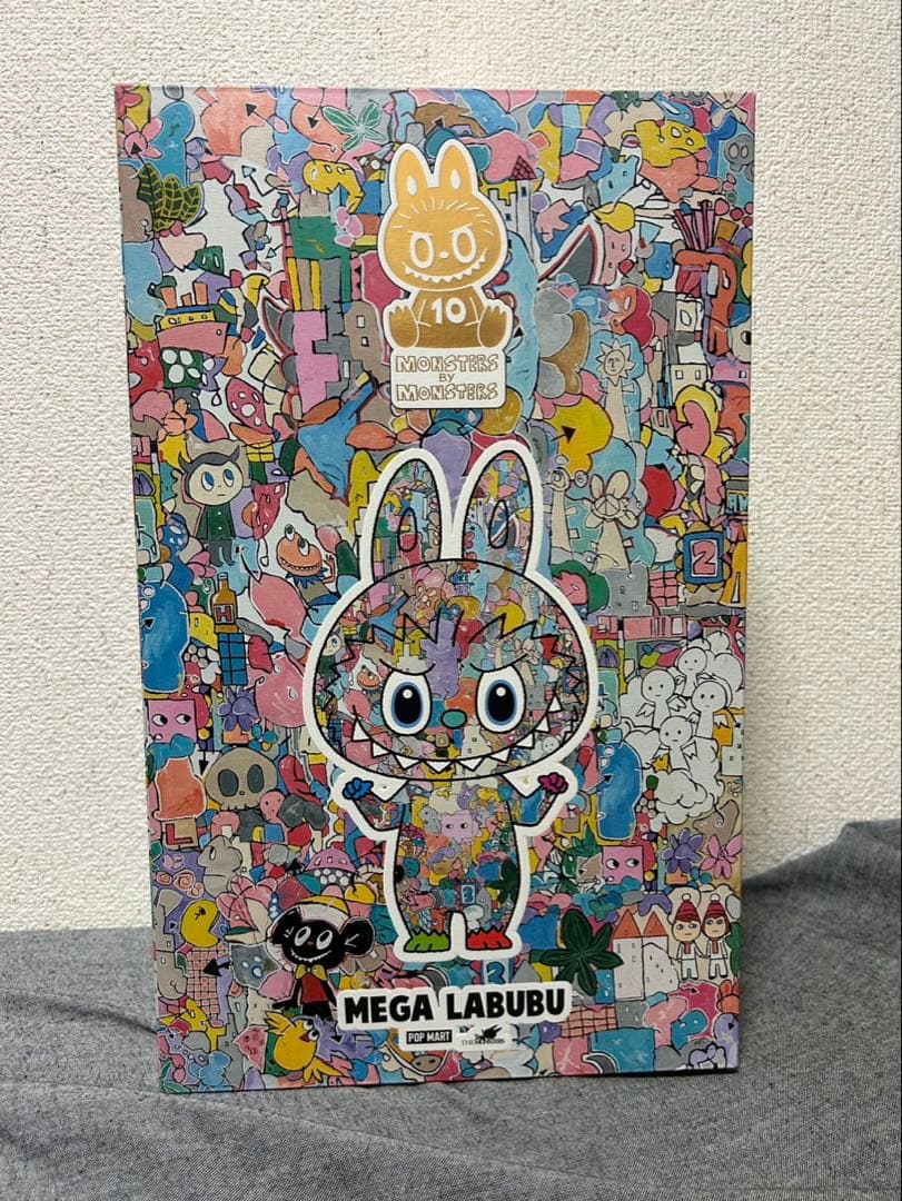 MEGA LABUBU 400% フィギュア