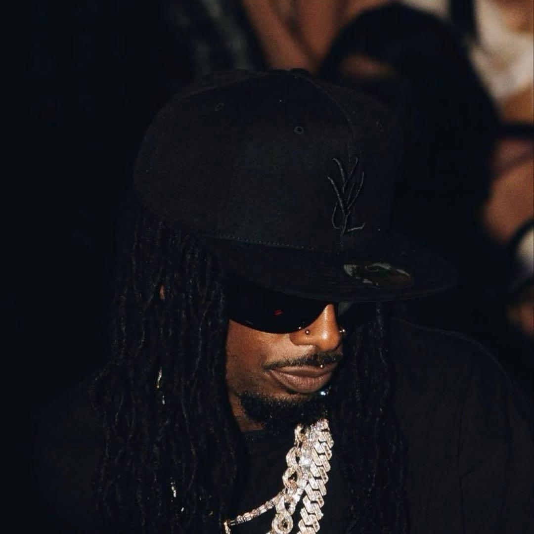 確実正規品】playboi carti着用 YVLキャップ - メルカリ