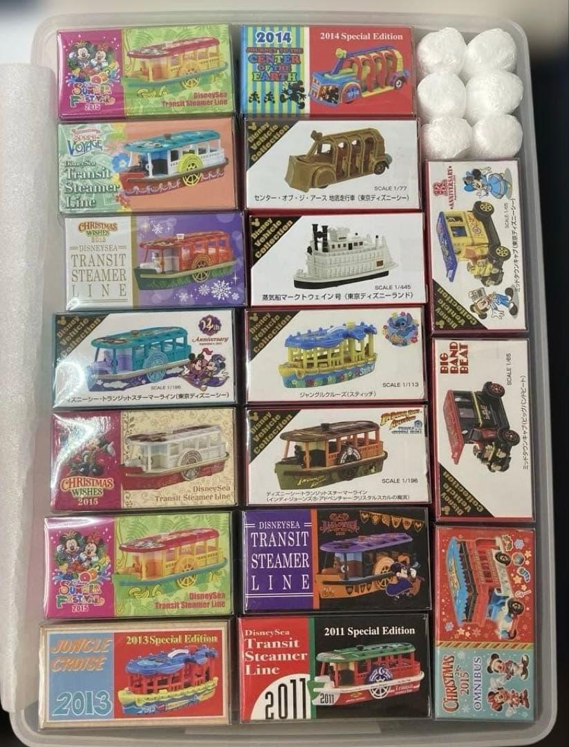 ディズニートミカ 17台16種類