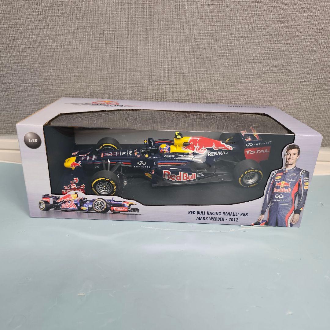MINICHAMPS レッドブル 1/18 SEBASTIAN VETTEL