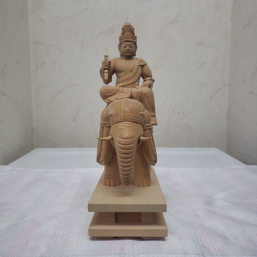 Ｂフライデー蔵出し特価ノミ跡手彫りヒバ材 帝釈天像2.2寸 総高さ約22.5cm
