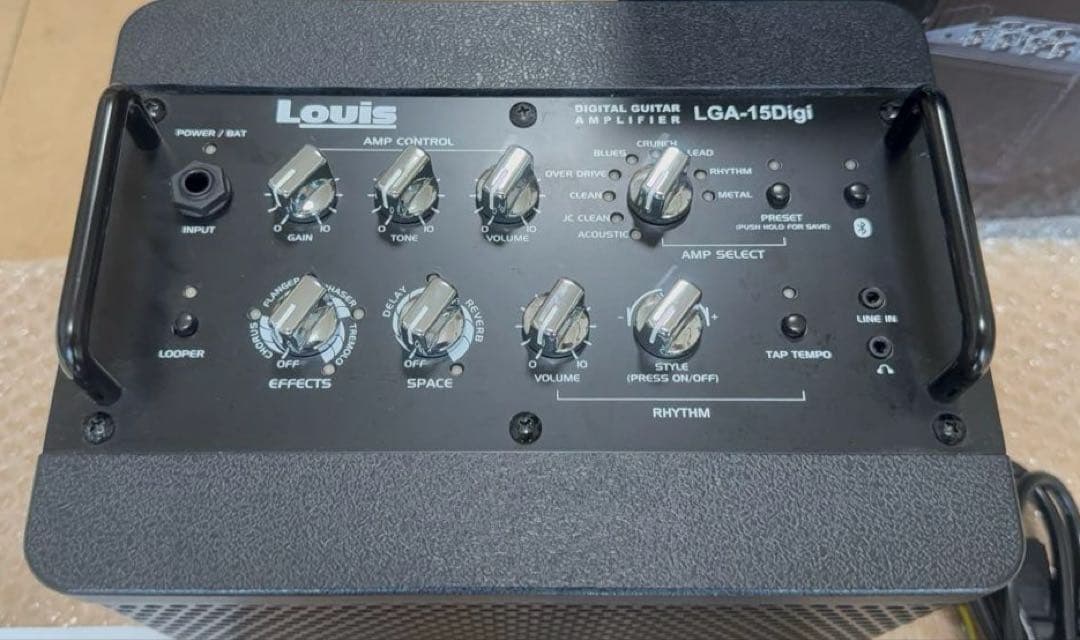 Louis LGA-15Digi ギター用アンプ