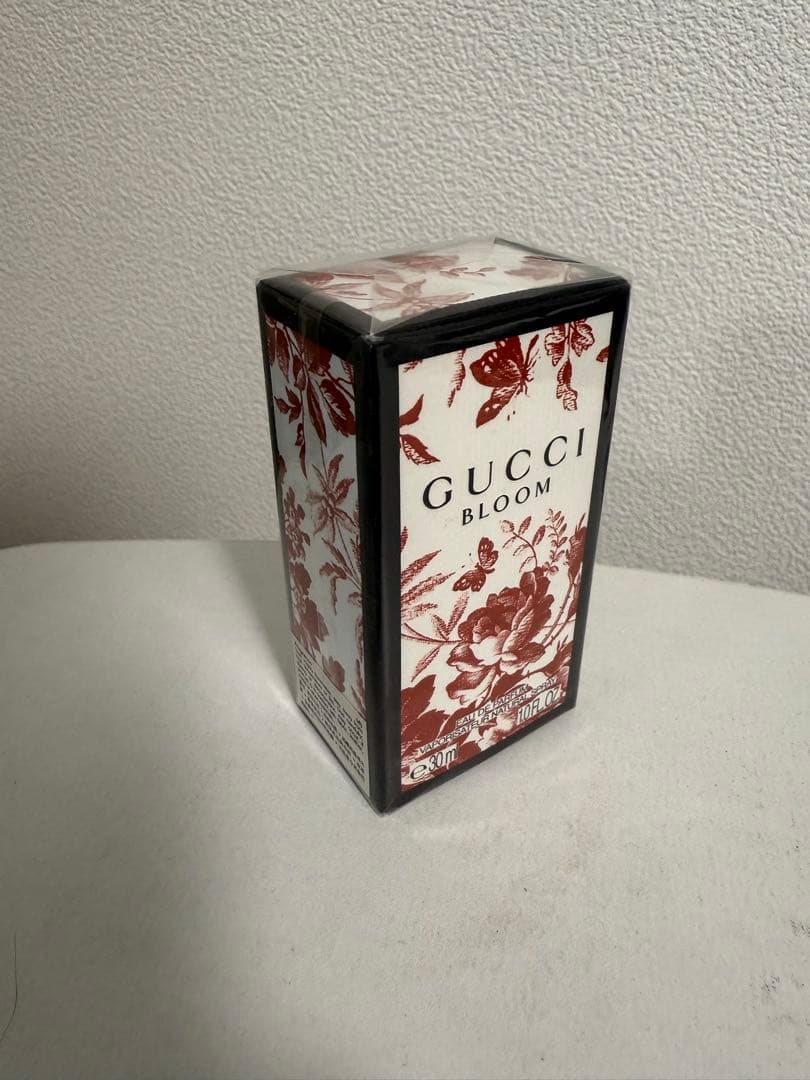 グッチ ブルーム オードトワレEAU DE TOILETTE 50ml 【新品】 グッチ ブルーム〕オンライン限定 50 ml オードトワレ ・オードトワレ