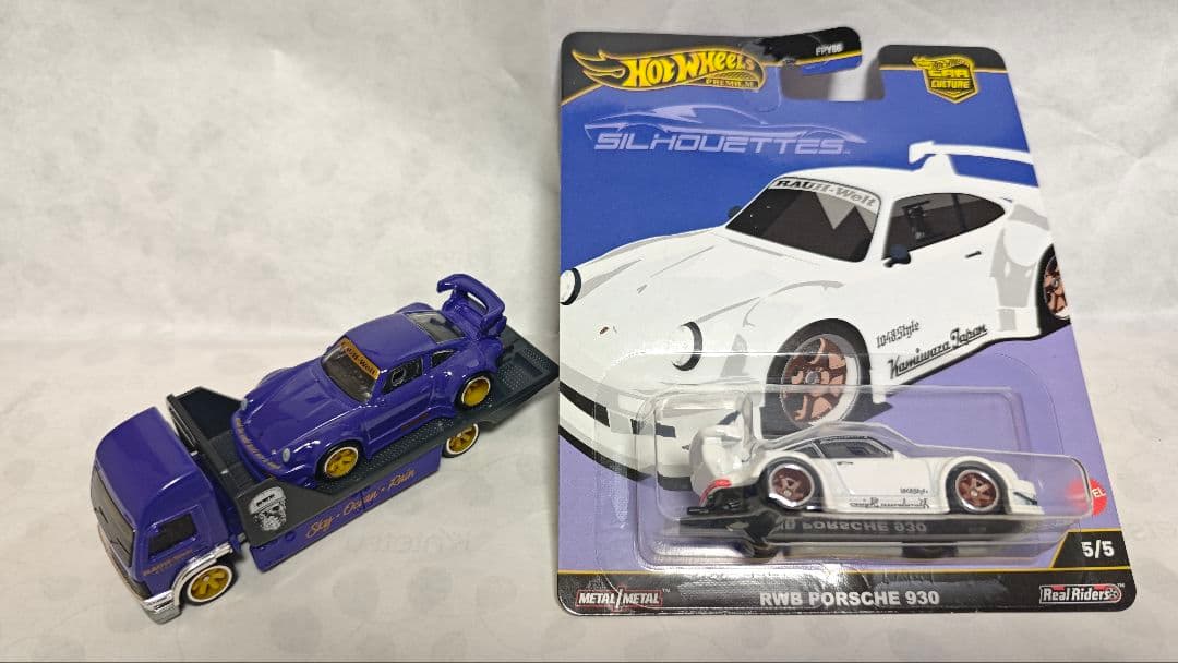 ホットウィール RWB ポルシェ 930 紫・白