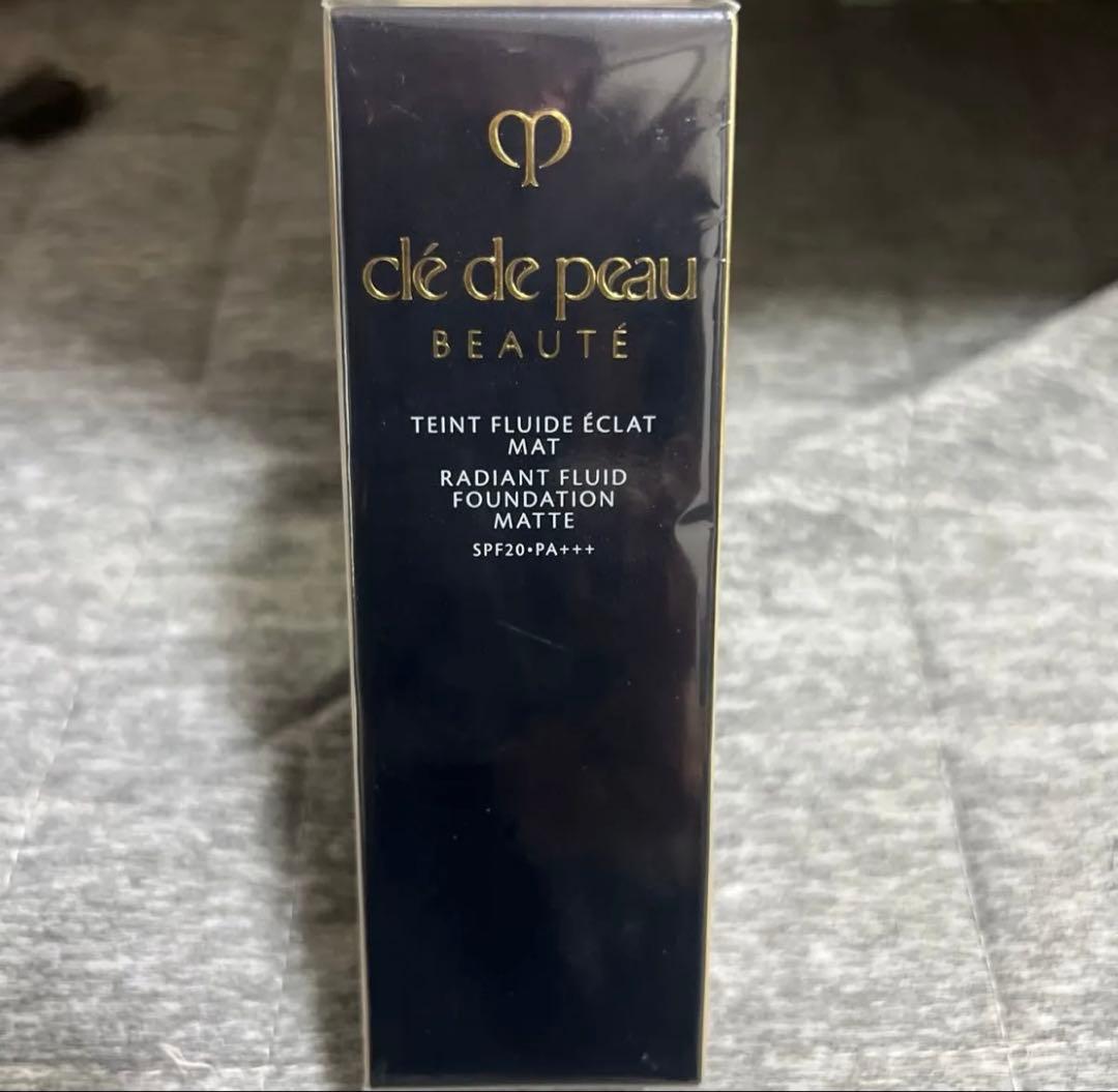 タンフリュイドエクラ マット オークル20 35ml タンフリュイドエクラ マット / クレ・ド・ポー ボーテ(リキッド