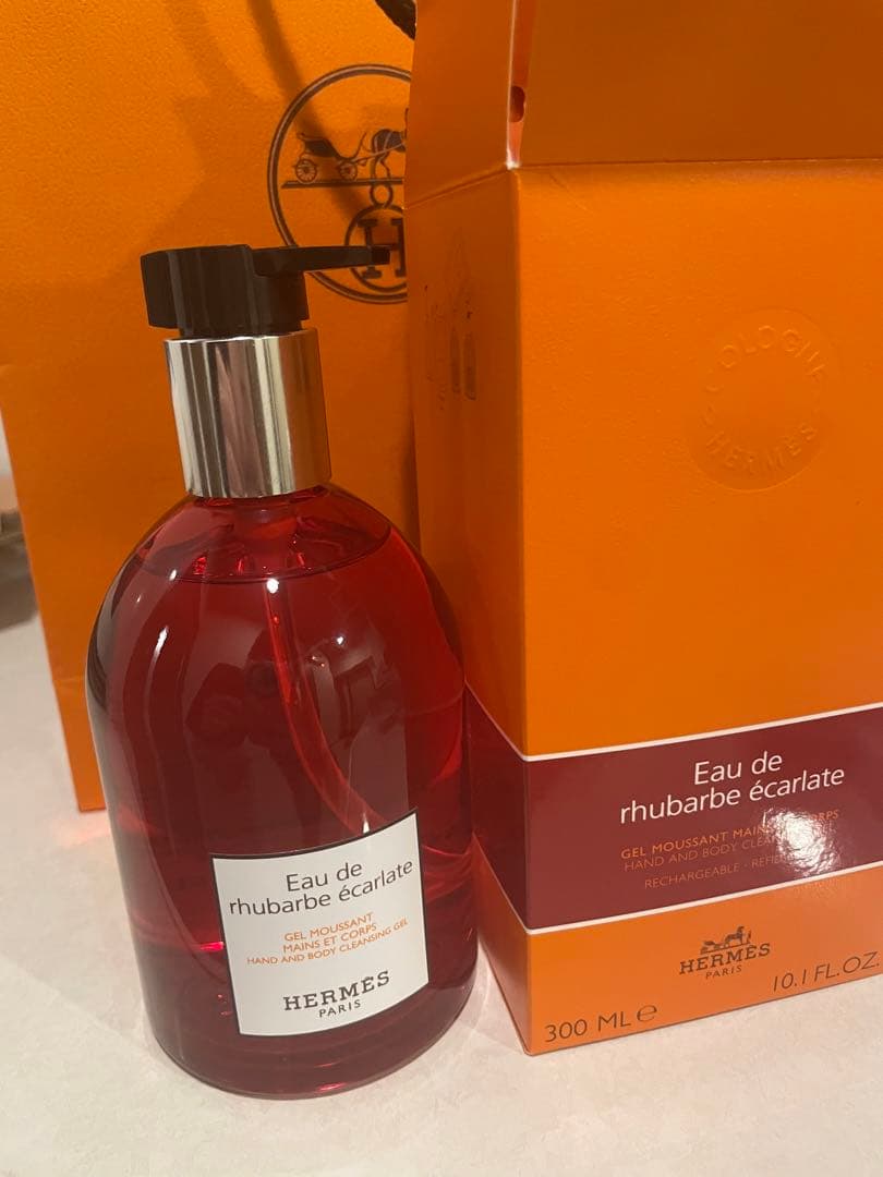 HERMES Eau de rhubarbe éclatée 300ml