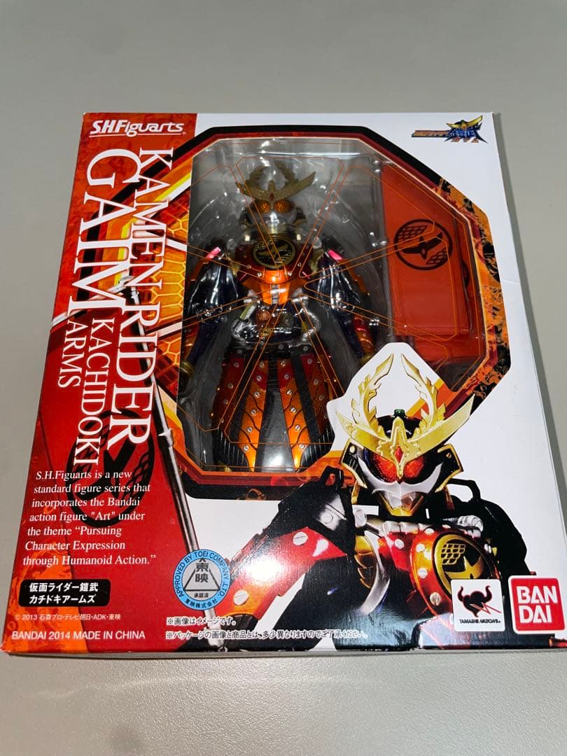 【美品】S.H.Figuarts 仮面ライダー鎧武 カチドキアームズ