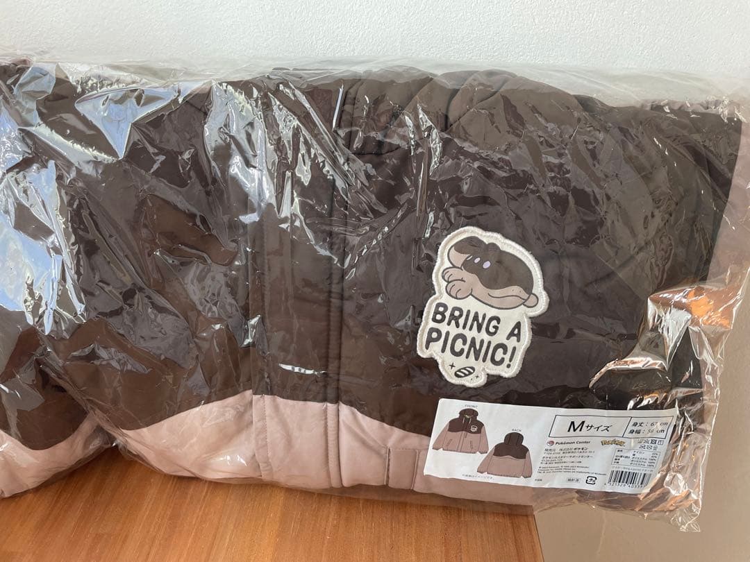 Bring a picnic パルデアドオー ポケモンリバーシブルアウター 新品 Bring a picnic! パルデアドオー ポケモンリバーシブルアウター新品