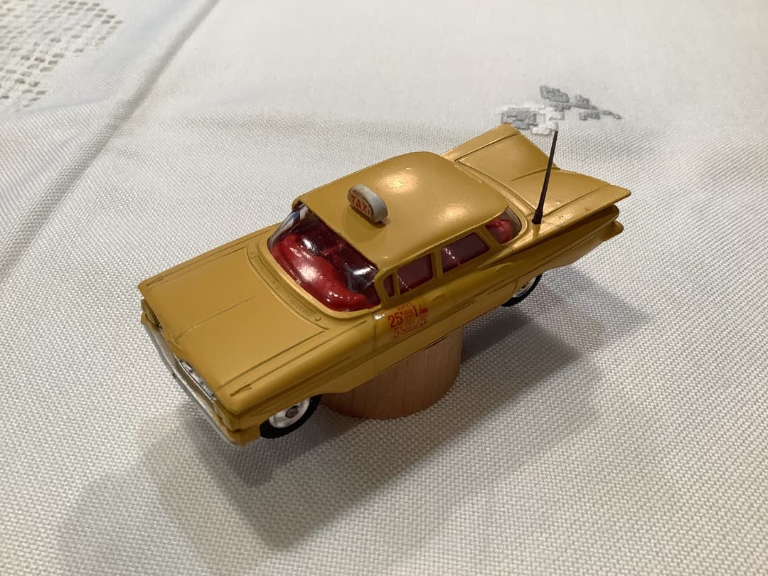 美品レア　CORGI TOYS CHEVROLET NY TAXI ミニカー Corgi toys 221 'Chevrolet' New York Taxi Very Near Mint/Boxed – JK